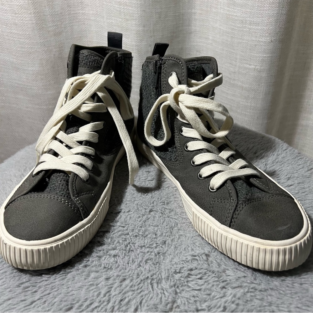 Zara boys shoes size 36